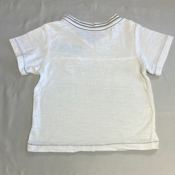 Place Green and White Basketball Tee Short Sleeve - Picture 3 of 3